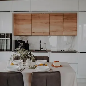 Lili Rose Mandre - Exclusive Family Apartments With Sea View, Just Steps From Beach Mandre